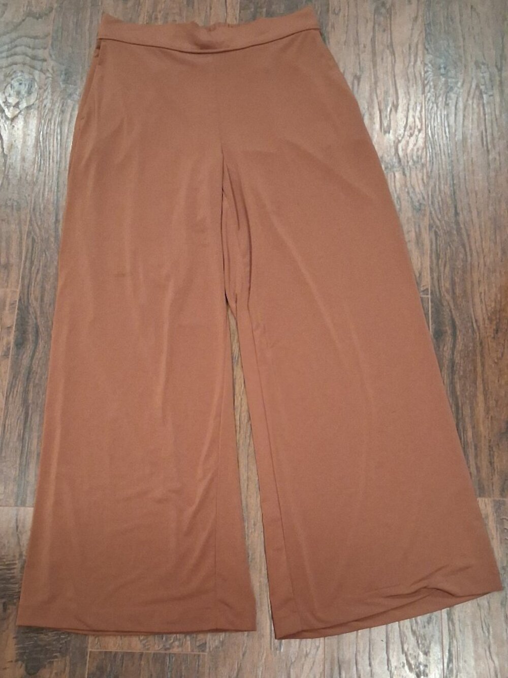 Three dots, medium pants, light brown